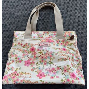 Cha Lita Wu (Cath Kidston Inspired) Computer, Tote, Shoulder Bag Cheery Blossom